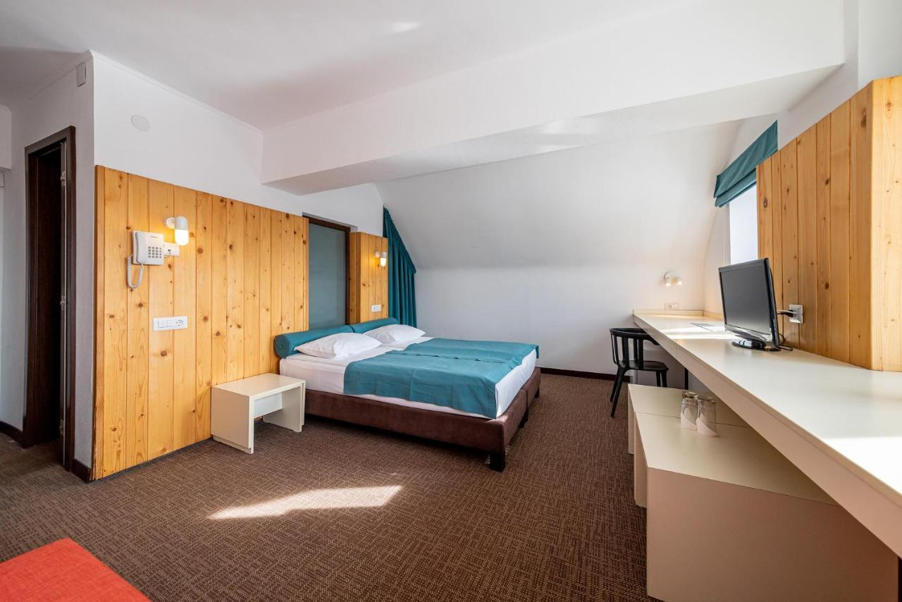 Complex Hotelier Cota O Mie Sinaia Luaran gambar